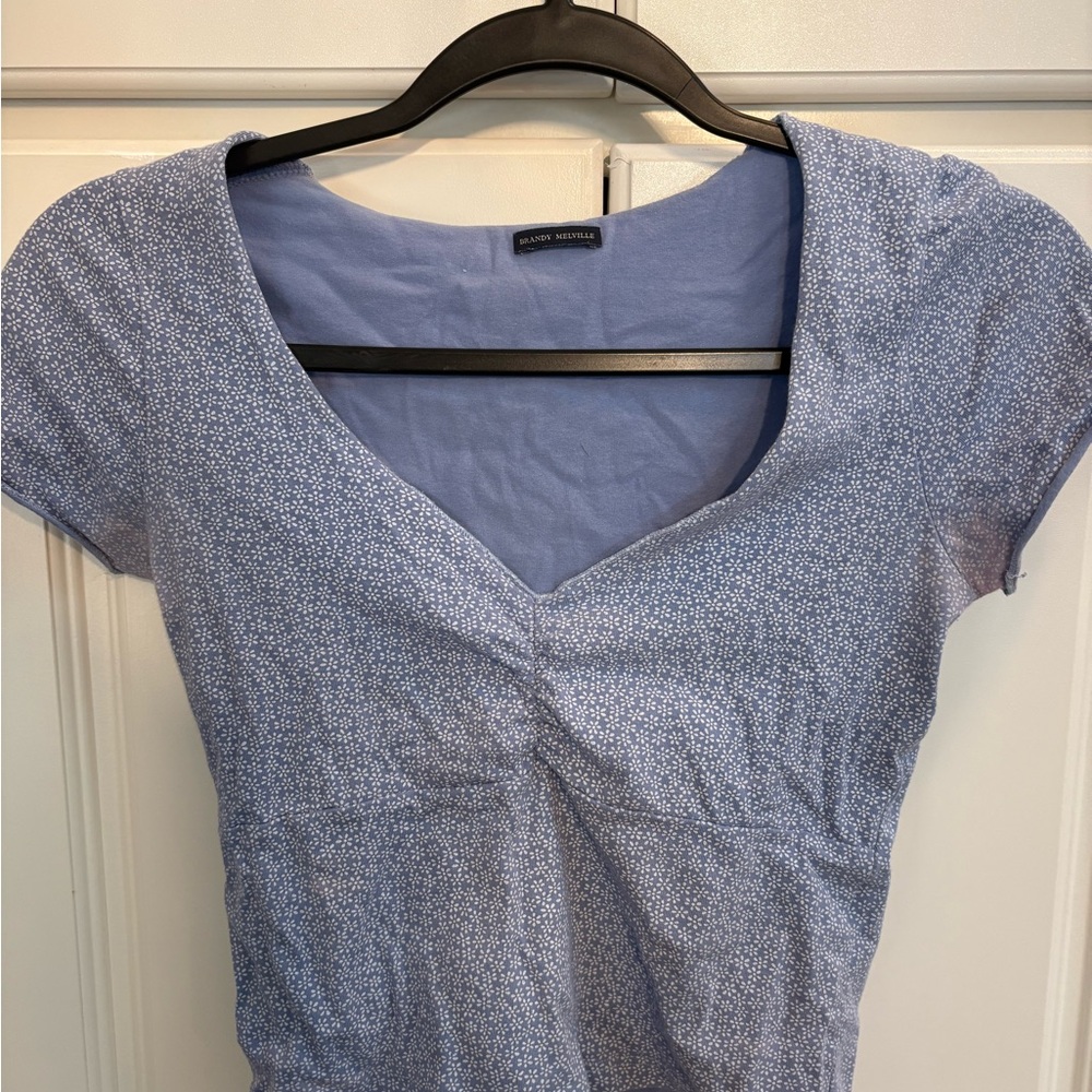 Brandy Melville Floral Short Sleeve V Neck Top